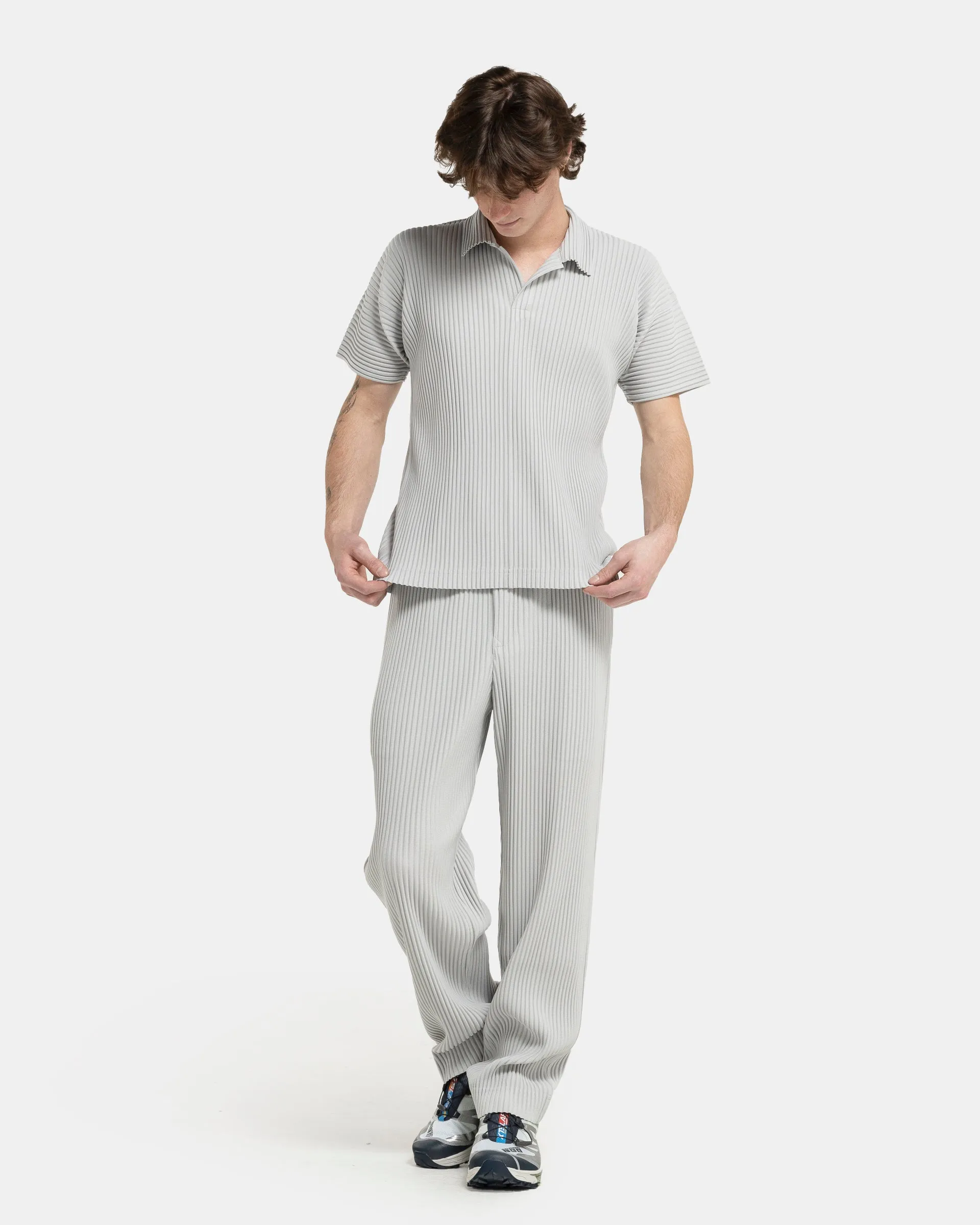 Basic Pleated Polo Shirt in Light Grey