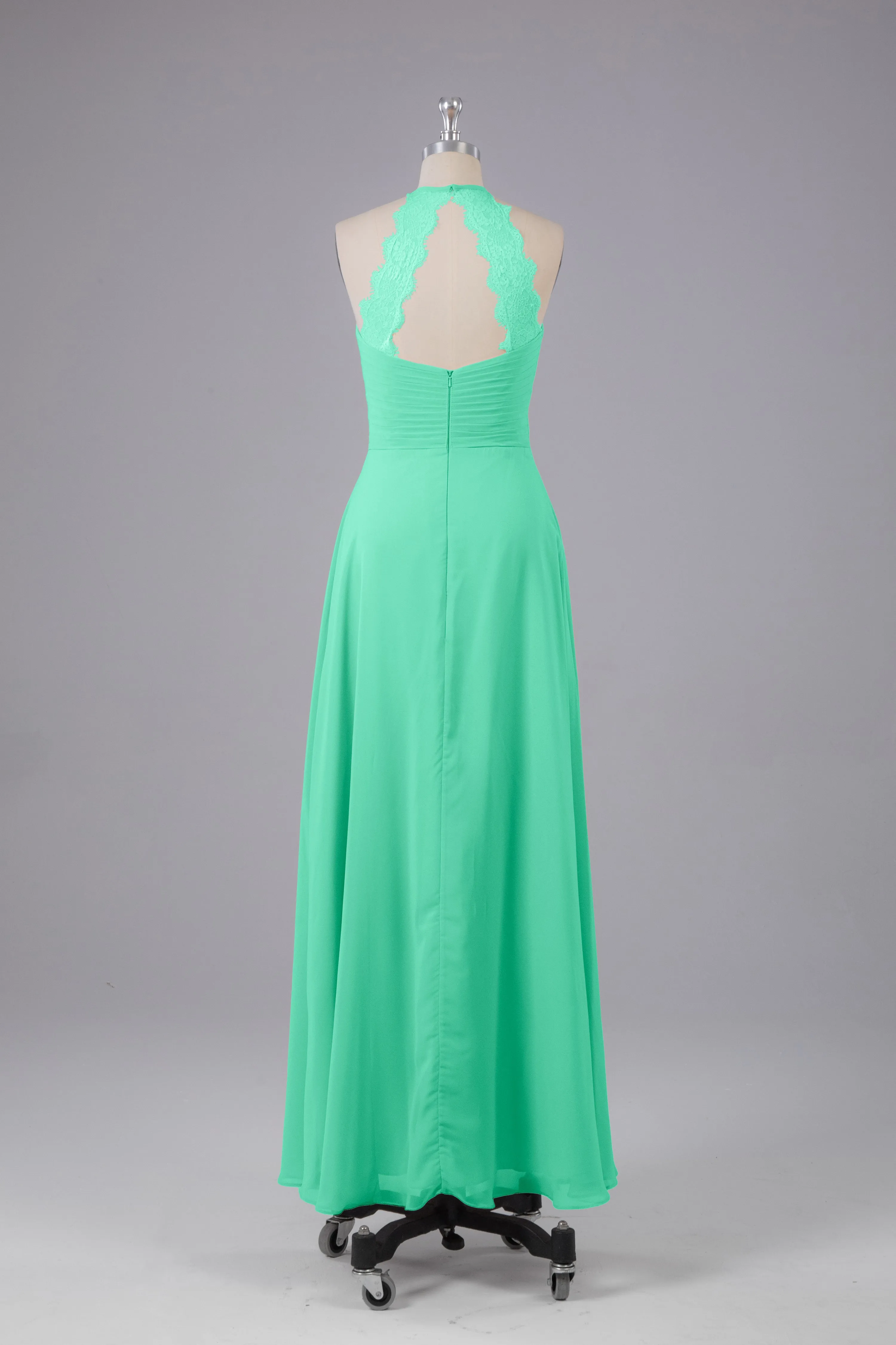 Elegant Chiffon Halter Floor Length Bridesmaid Dresses