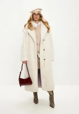 Luxurious Faux Fur Coat Freya - White